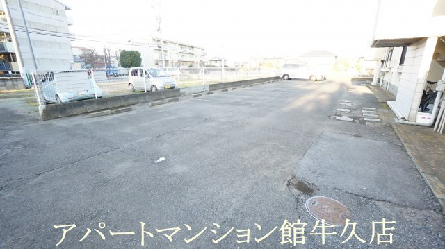 サンハイツ中島の駐車場|駐車場