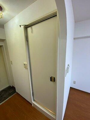 キャッスルマンション大森Ａ号館の玄関