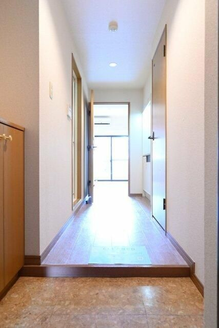 ロイヤルパレス目黒の玄関