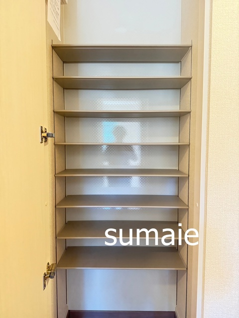 アンジュール新田の収納|シューズボックスです☆