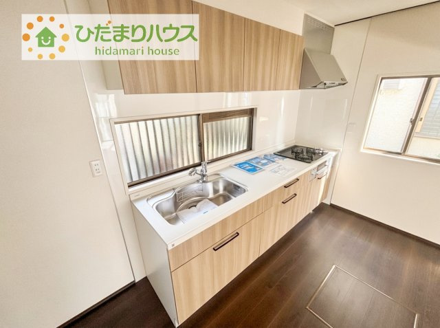 【キッチン】 | 筑西市玉戸　中古戸建 | 3口コンロでお料理する時間も短くなりそうですね(*‘∀‘)