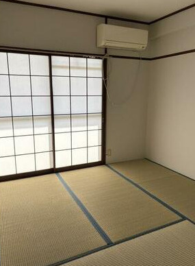 京福日之出マンションの和室