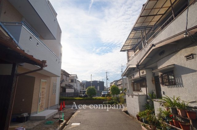【前面道路含む現地写真】 | 八尾市北本町3丁目 | 【前面道路：北側幅員4.0ｍ】
