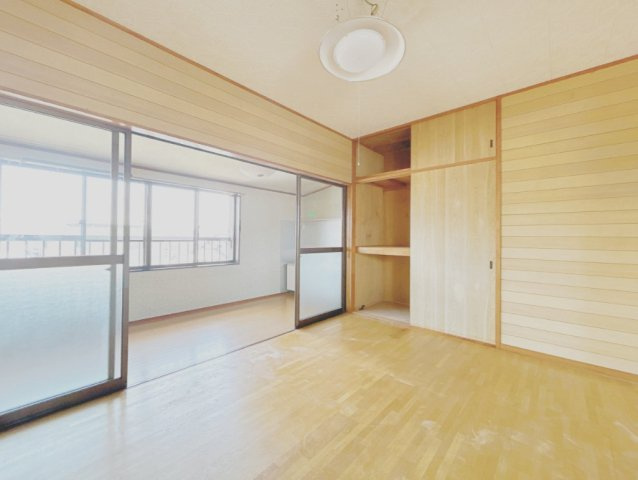 富士宮市小泉の中古一戸建の洋室