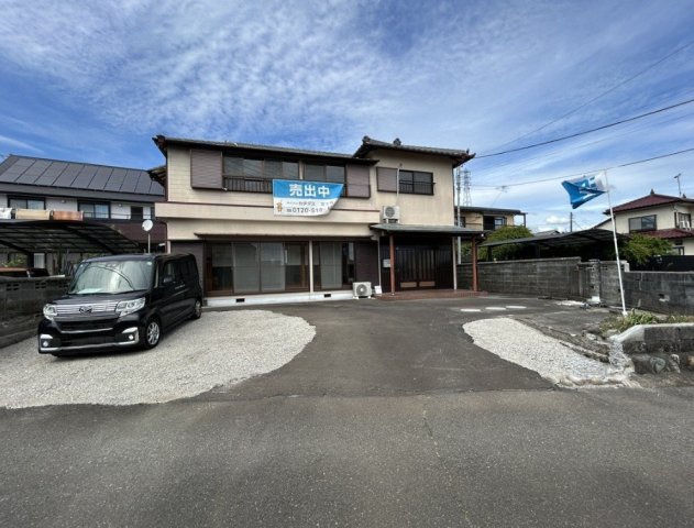 富士宮市小泉の中古一戸建の外観
