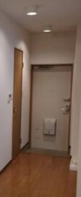 グリーングラスの玄関