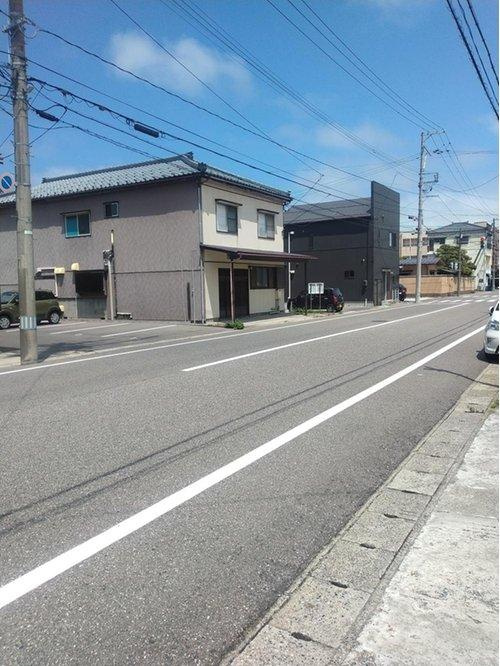 湊町通三ノ町　売地の前面道路含む現地写真|現地（2024年8月）撮影