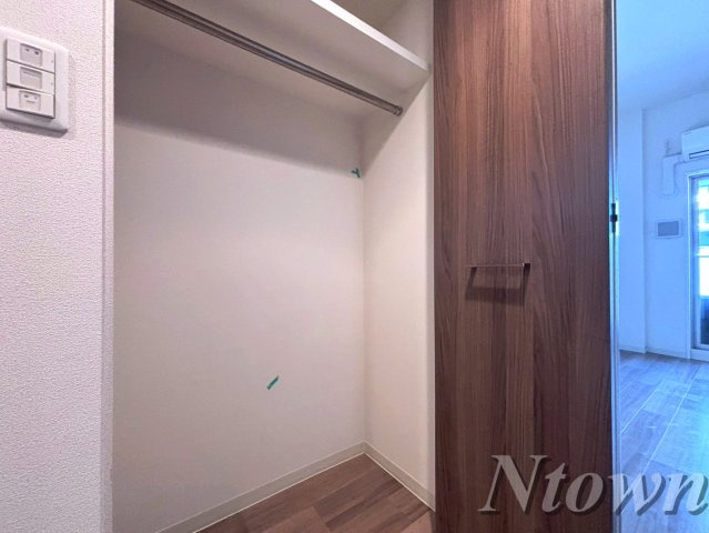 【収納】 | プレサンスジェネ千種内山 | たっぷりとした収納スペースです