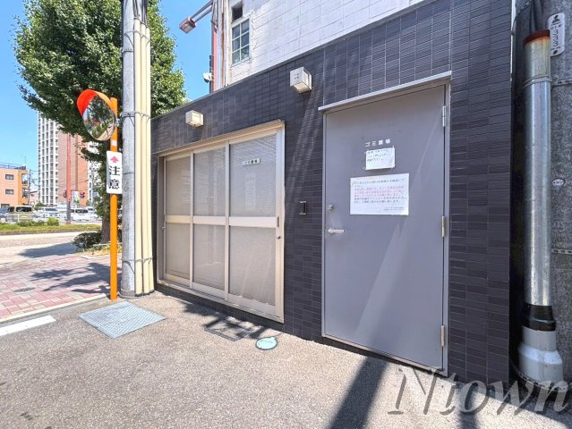 【その他共用部分】 | プレサンスジェネ千種内山 | ゴミ置き場です