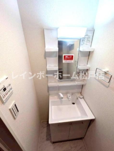 ガレリアサーラ松戸特典：仲介手数料が半額です!!の洗面所|脱衣スペースもあります