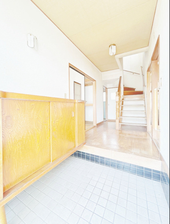 売中古戸建　富士宮市万野原新田の玄関