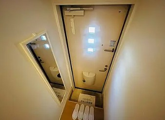 クオレテラスの玄関|※別部屋参考写真