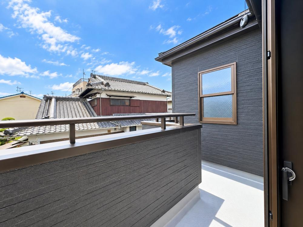 豊中市大島町1丁目　新築戸建のバルコニー|バルコニーがあります