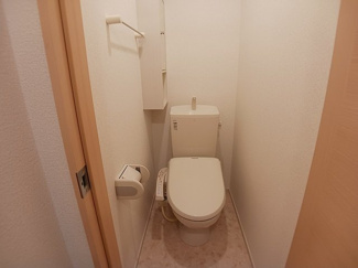 【トイレ】 | リヴ・タウン　Ⅰ | 清潔感のあるトイレです