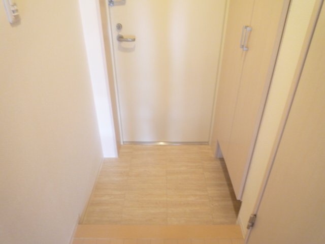 トゥルム錦糸町の玄関