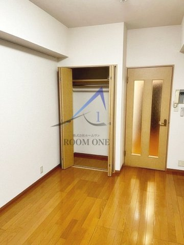 ＹＳＫⅢマンションの居間・リビング|洋室のお部屋です。