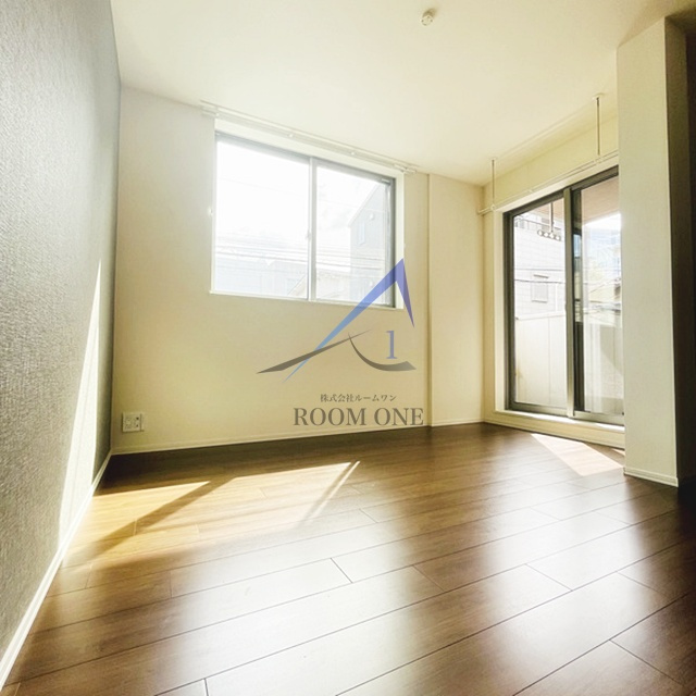 TRAUMHAUSの居間・リビング|洋室のお部屋です。