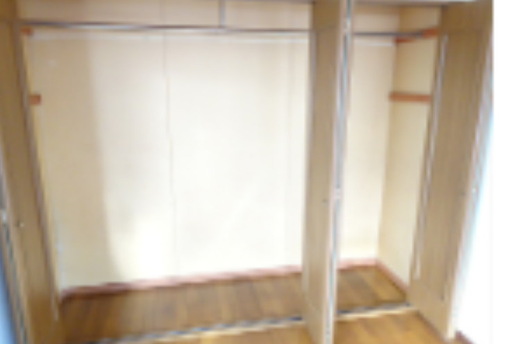 調布市佐須町４丁目のアパートの収納