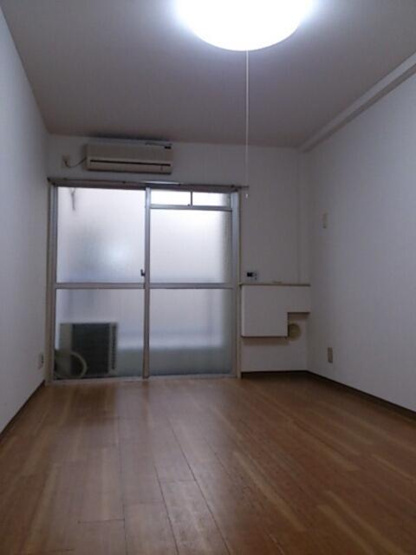 【寝室】