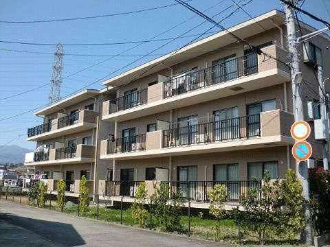 ロイヤルパレス徳倉の外観