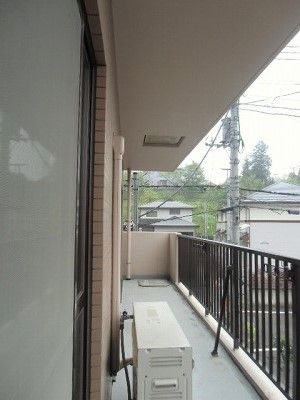 ロイヤルパレス徳倉のバルコニー