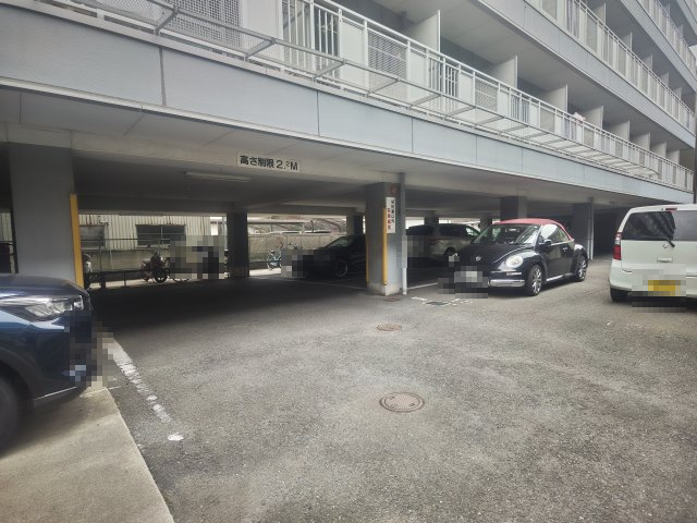 アーバン・ヨシダⅡの駐車場