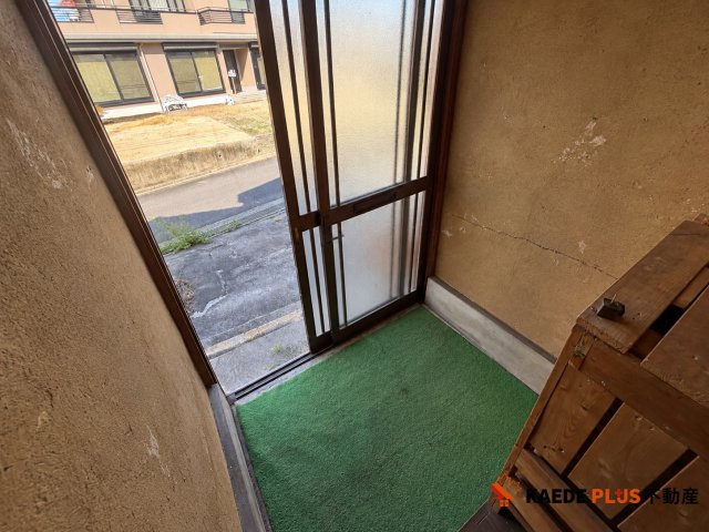 大津市黒津１丁目の玄関