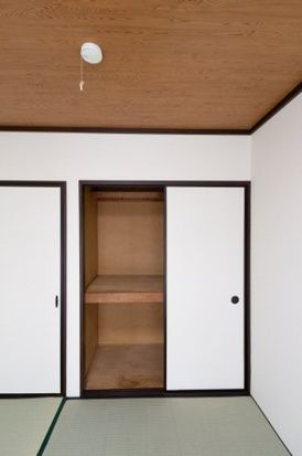 ピュアタウン上新井B棟の収納