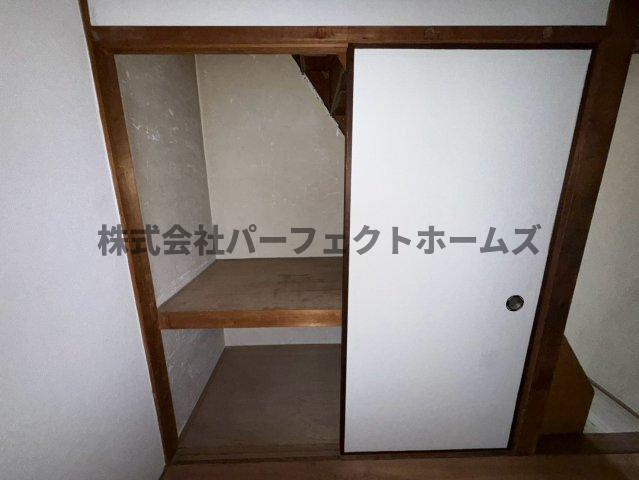 池田2丁目テラスハウス　賃貸の収納|収納豊富です
