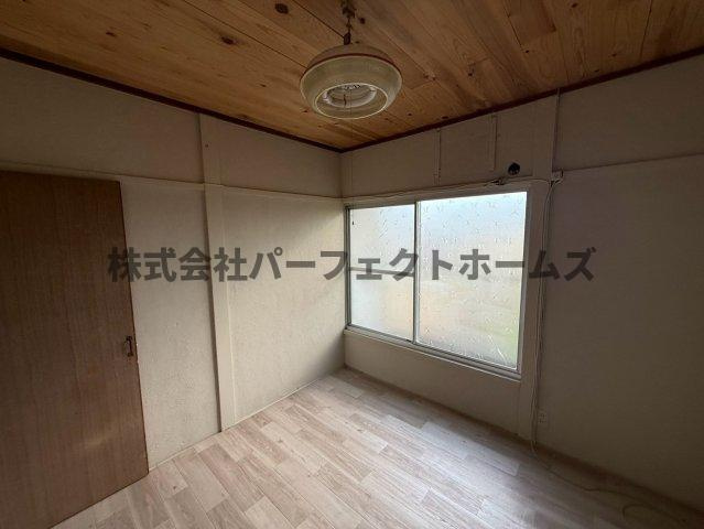 池田2丁目テラスハウス　賃貸の居間・リビング|使いやすいリビングです
