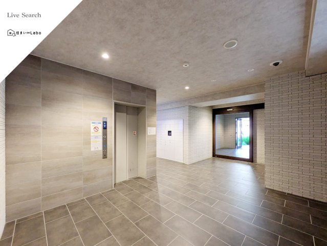 Live Casa県庁前のロビー