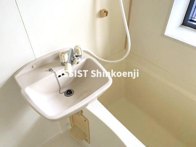 田中マンションの洗面所