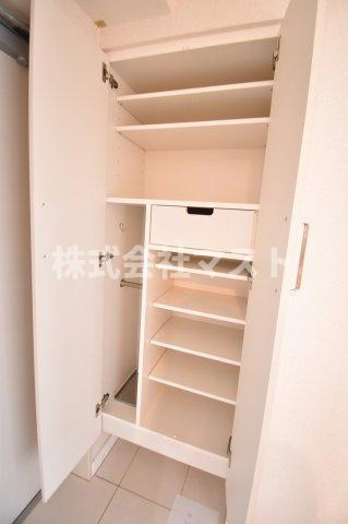 エステムプラザミッドプレイスの収納|他号室参考写真