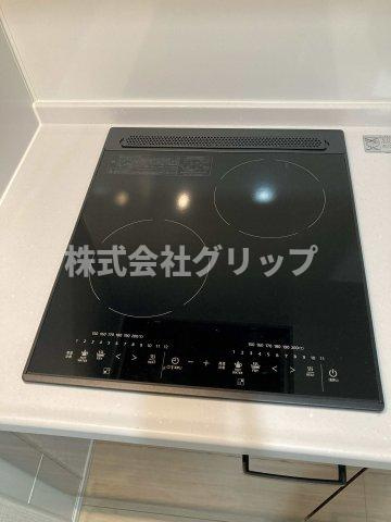 横浜市神奈川区三枚町のアパートのキッチン
