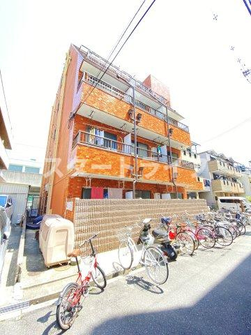 大阪市淀川区十三本町３丁目の賃貸マンションの外観