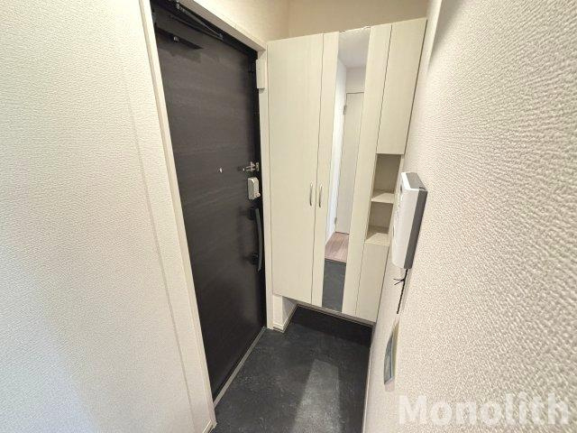 メゾン春日の玄関
