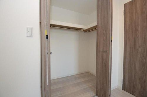 アルファスマート女池上山のその他|洋室（2）6.2帖
室内（2025年5月）撮影
