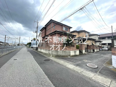 【前面道路含む現地写真】 | 加須市花崎4丁目　中古戸建