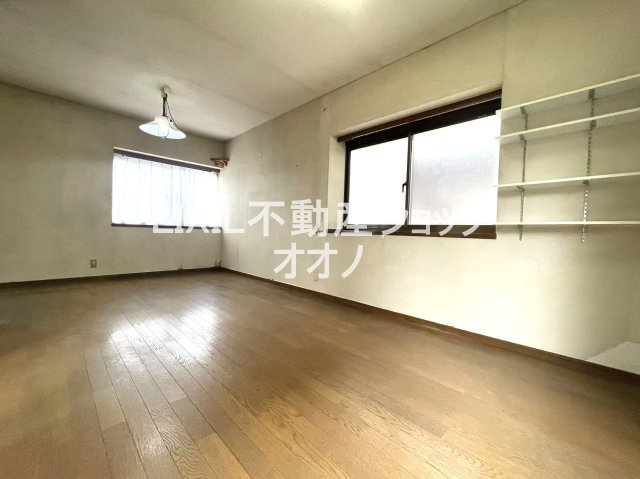 【居間・リビング】 | 加須市花崎4丁目　中古戸建