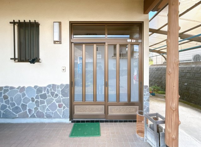 売中古戸建　富士宮市外神の玄関