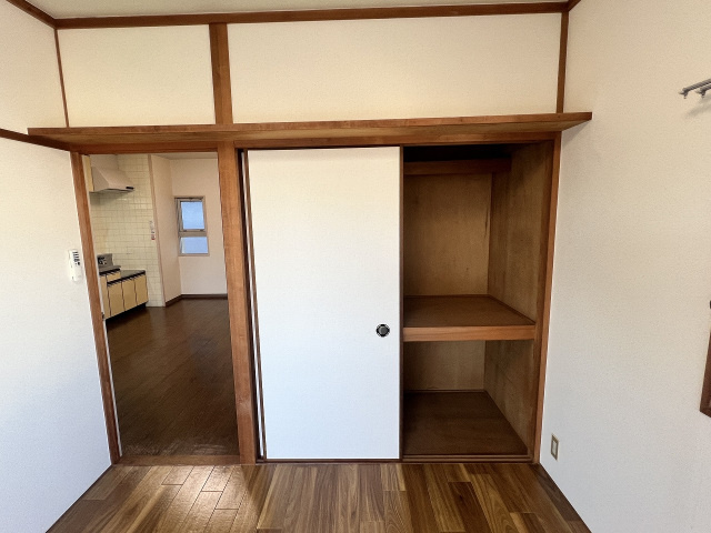 スカイハイツ富第Ⅱの収納