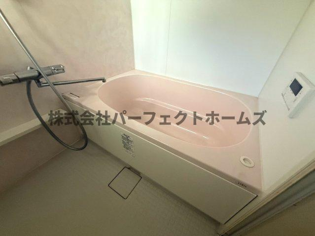 石津南町戸建　賃貸の浴室|ゆったり過ごせるお風呂です