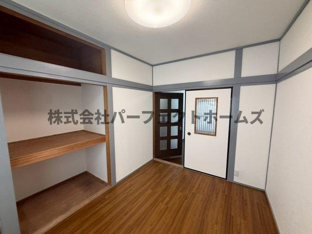 石津南町戸建　賃貸の居間・リビング|ゆったり過ごせる居間です