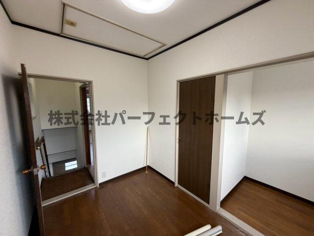 石津南町戸建　賃貸の居間・リビング|ゆったり過ごせる居間です