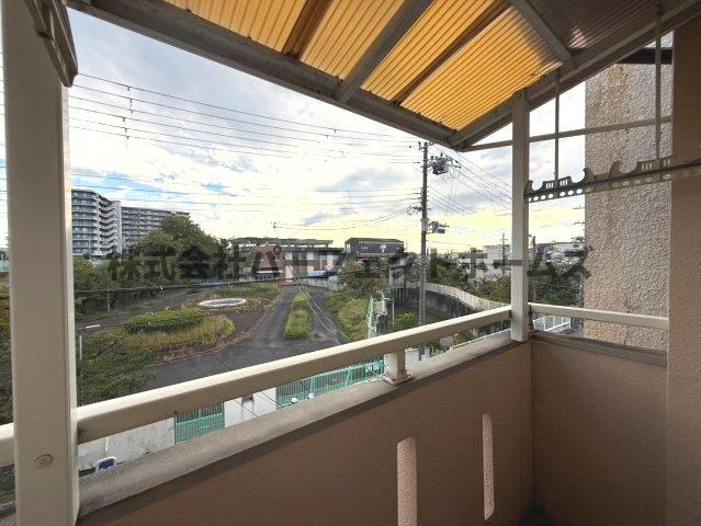 石津南町戸建　賃貸のバルコニー|広々としたバルコニーです