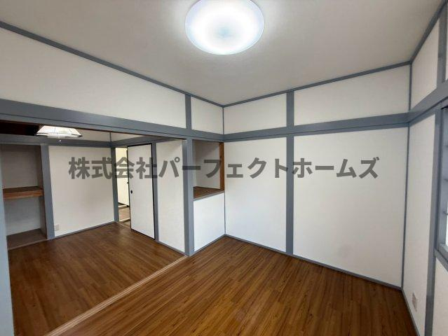 石津南町戸建　賃貸の居間・リビング|こちらのリビングで趣味の時間をお楽しみください