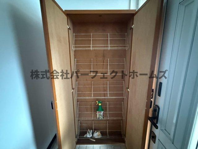 石津南町戸建　賃貸の収納|シューズBOX