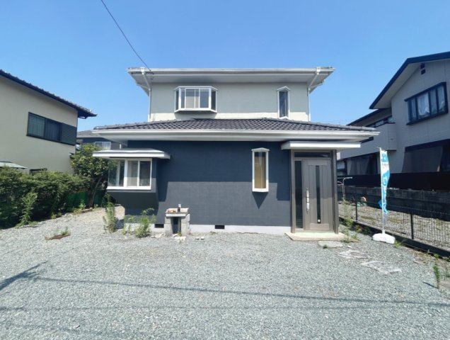 富士宮市小泉の中古一戸建の外観