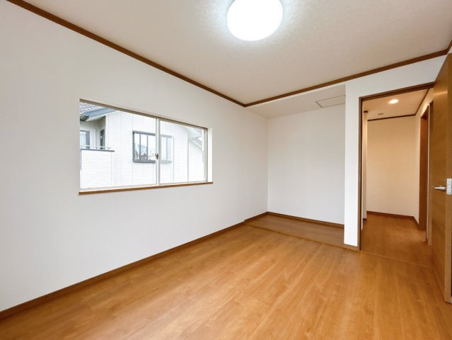 富士宮市小泉の中古一戸建の洋室