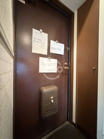 エストリーヴルの玄関|玄関